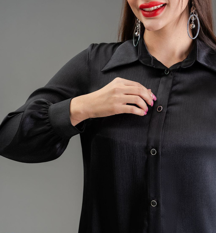 شومیز ساتن زنانه یقه طرح دار