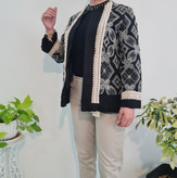 کت مشکی کرم