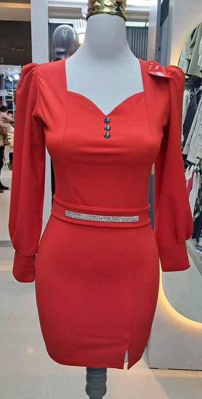 پیراهن زنانه قرمز