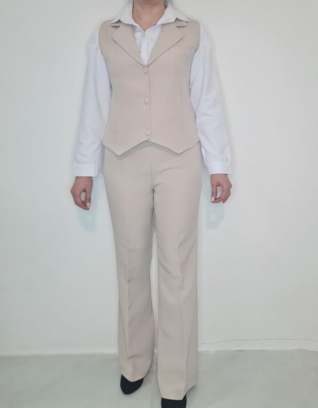 ژیله و شلوار و شومیز