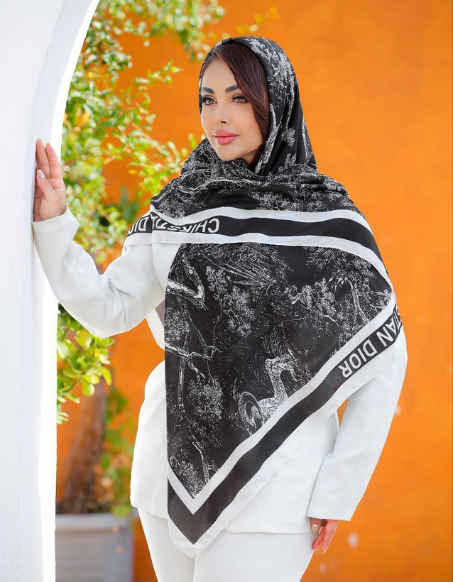 روسری قواره بزرگ طرحدار