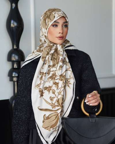 روسری ساتن ابریشم سفید طلایی