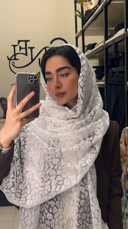 شال توری اکلیلی