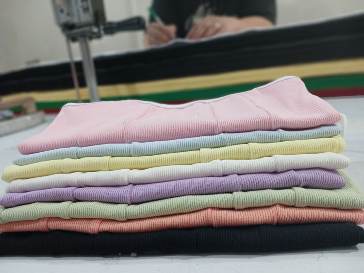 تاپ دخترانه اسپرت خرسی با رنگهای بهاری و تابستونی