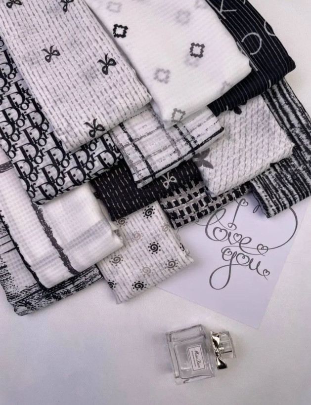 شال ارزان قیمت سیاه و سفید