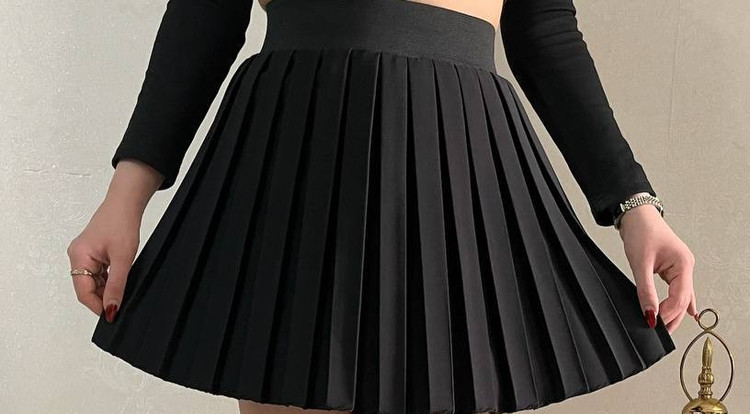 دامن پلیسه مازراتی کوتاه