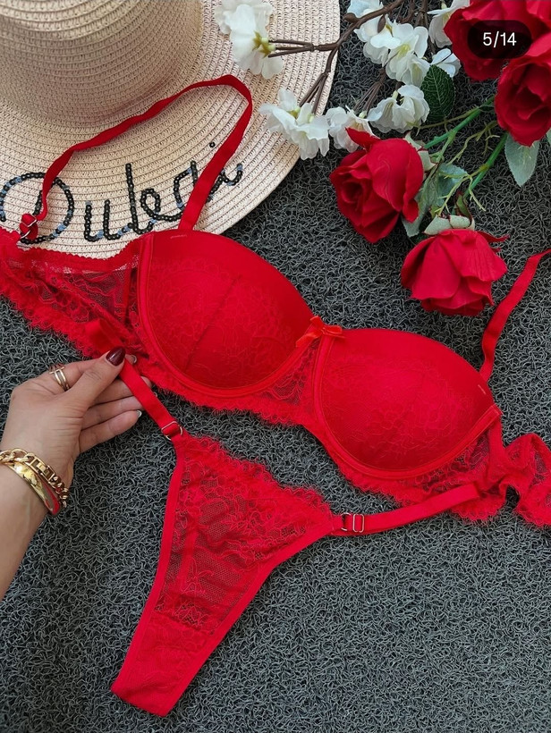 خرید و قیمت انواع سوتین دکلته