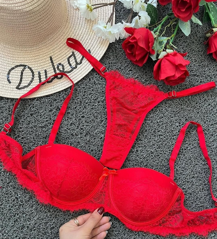 خرید ست لباس زیر دکلته