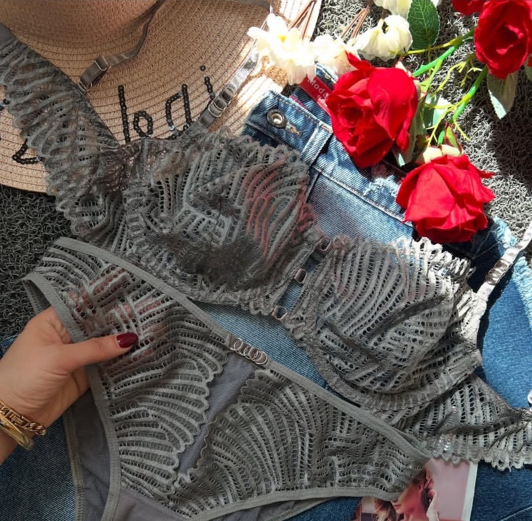 ست شورت و سوتین توری برند میسا کد 6040