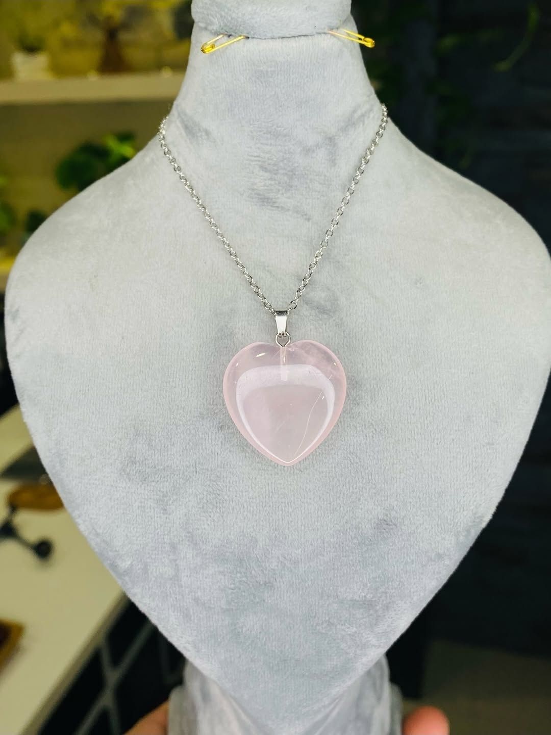 خرید گردنبند تراش دست با طرح‌های خاص