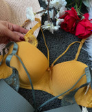 خرید و قیمت سوتین تک هارنس دار راه راه فنردار گلستان