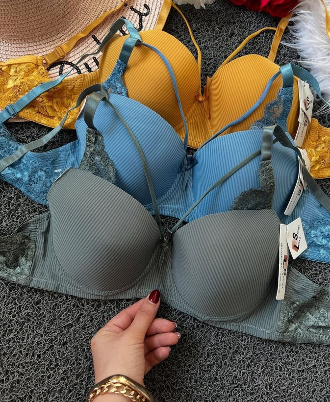 سوتین اسفنجی هارنس دار - لباس زیر