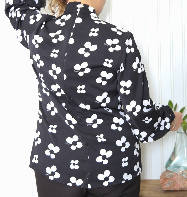 خرید و قیمت شومیز زنانه آستین مرواریدی