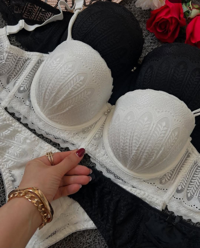 ست شورت و سوتین دکلته لمون - گالری بانوان ابریشم