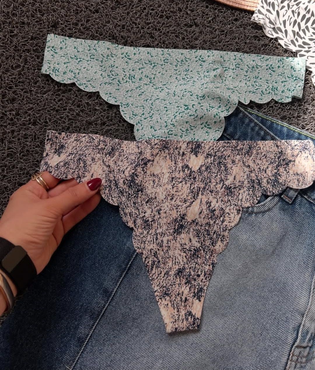 شورت زنانه بکلس لیزری مدل کمر پهن