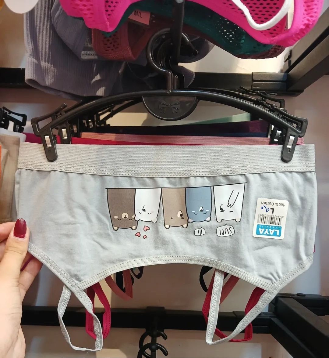 نیمتنه دخترانه سفید منایب 7 تا 12 سال