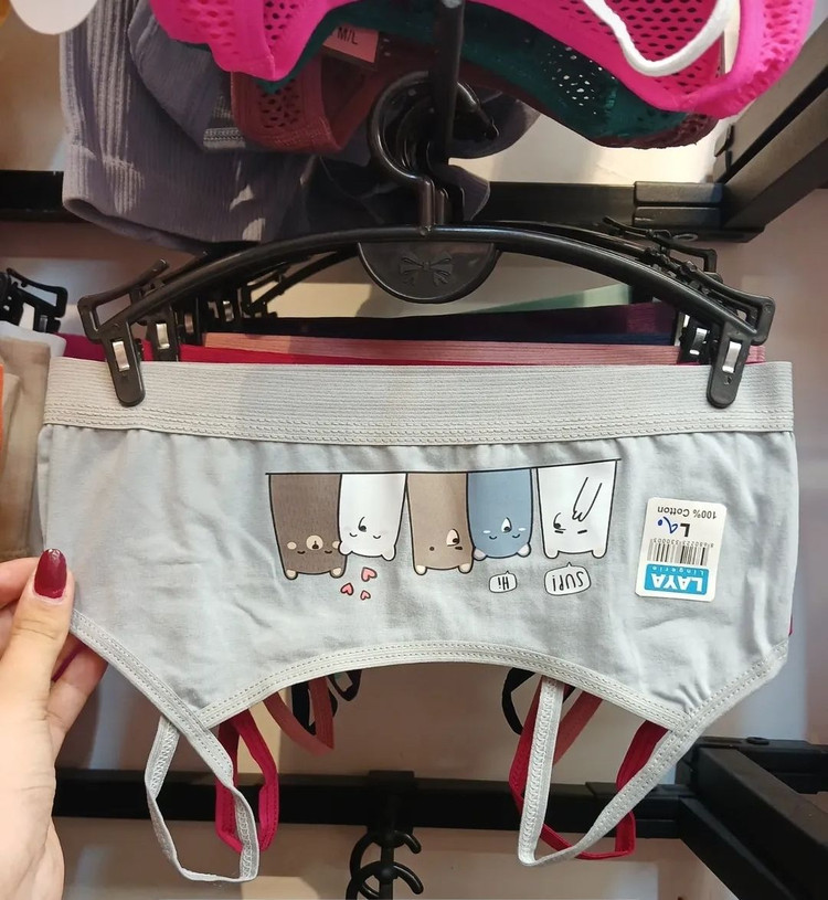 نیمتنه دخترانه سفید منایب 7 تا 12 سال