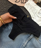 شورت زنانه زنبوری مدل اسلیپ کش پهن طرح LOVE