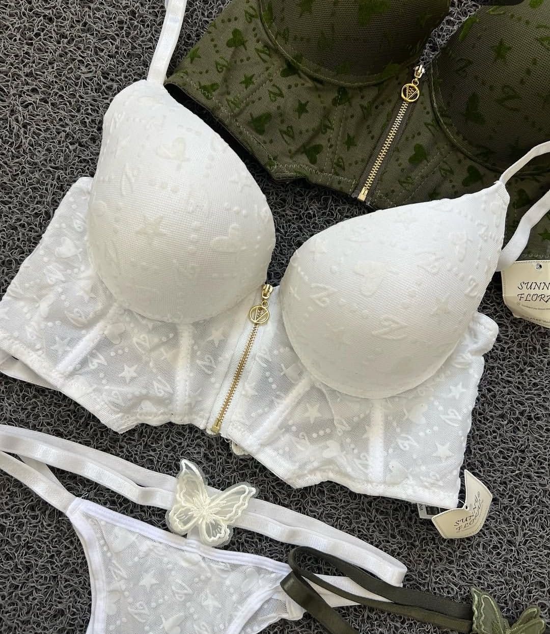 فروشگاه اینترنتی لباس زیر لاوین گالری مشهد