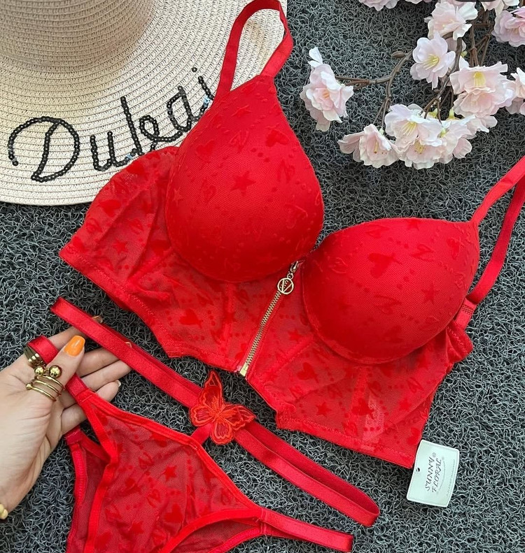 ست شورت و سوتین کراپدار اسفنجی کد 1012