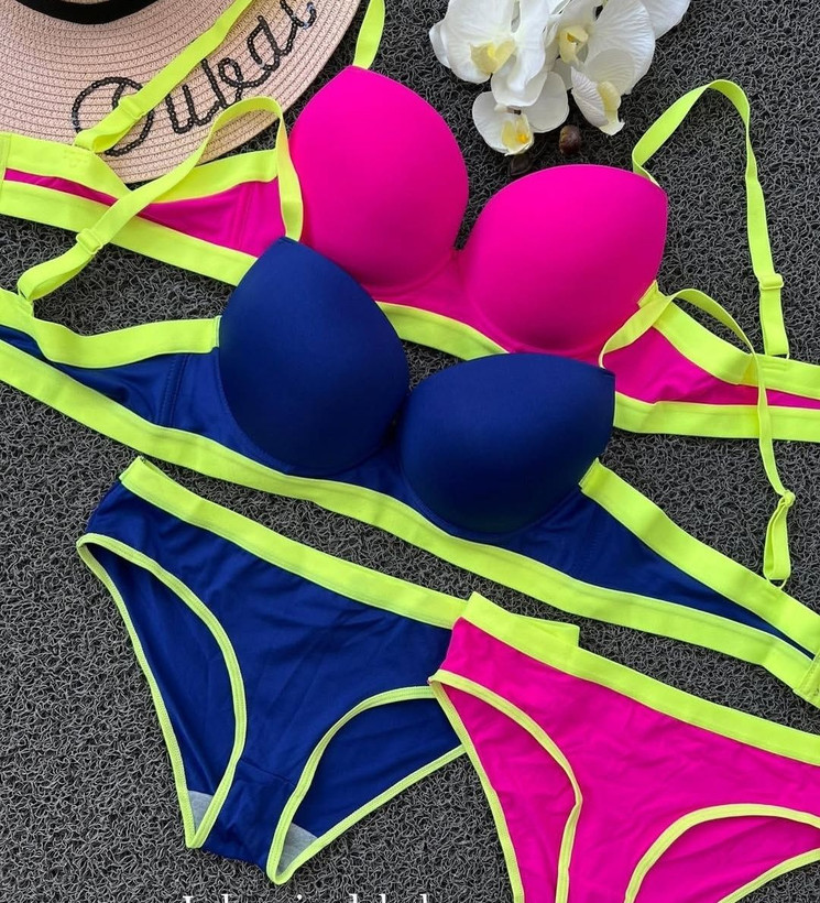 شورت و سوتین رنگین کمانی