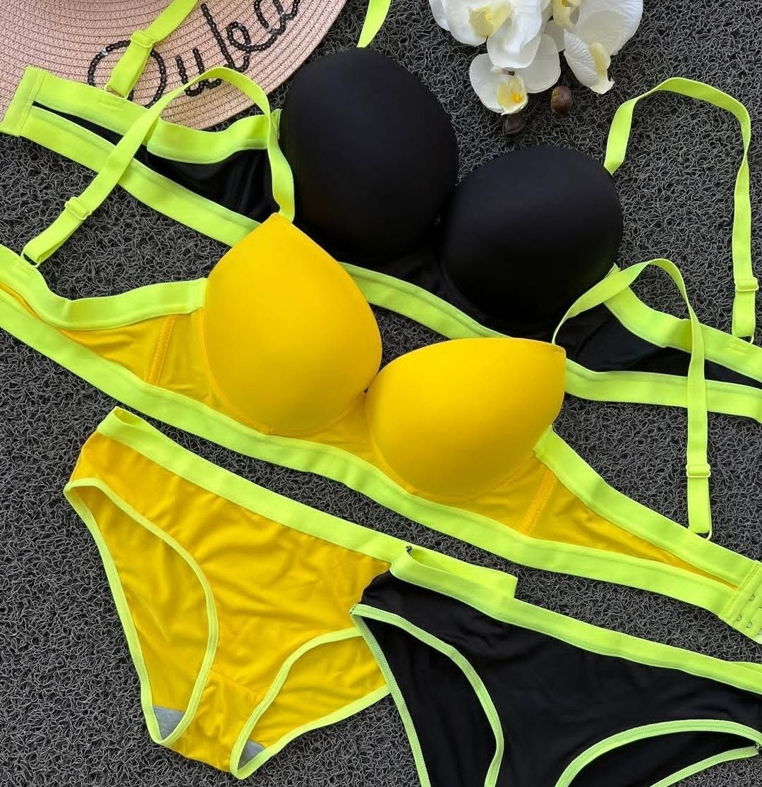 خرید اینترنتی ست شورت و سوتین فانتزی با .