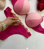 خرید شورت و سوتین اسفنجی زنانه