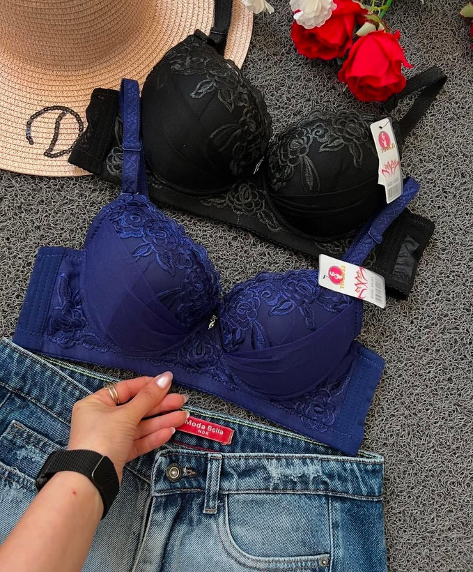 سوتین تک خامه دوزی