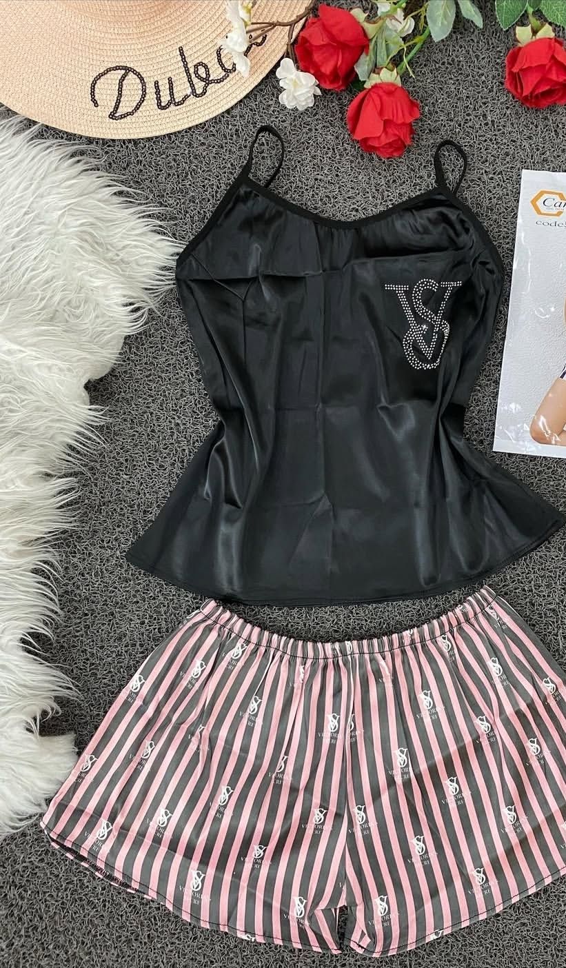 خرید عمده تاپ و شلوارک زنانه ساتن