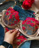 ست شورت و سوتین طرح لب سرخ