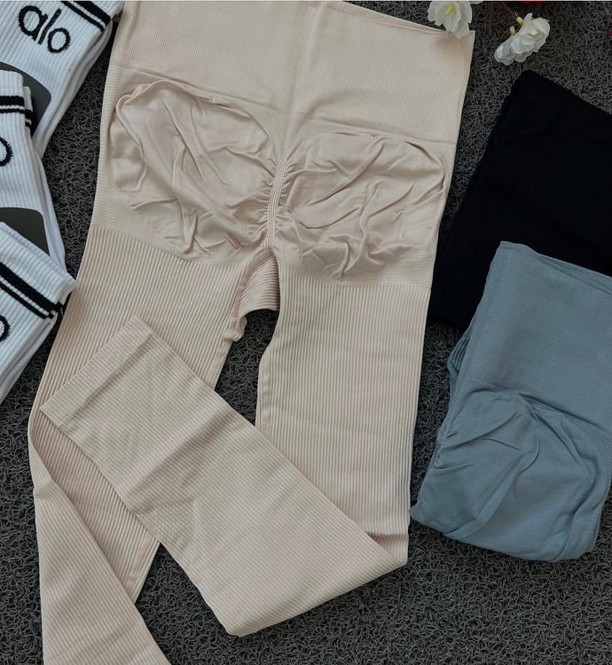 لگینگ اسپرت زنانه مدل سیملس پشت چین دار گنی ...