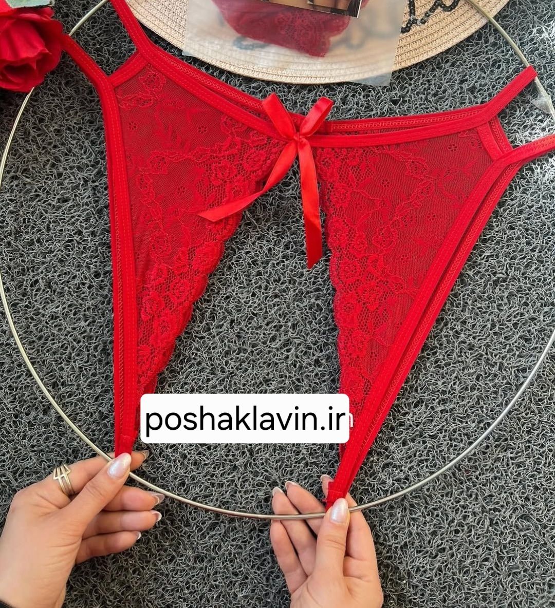 شورت قرمز سکسی