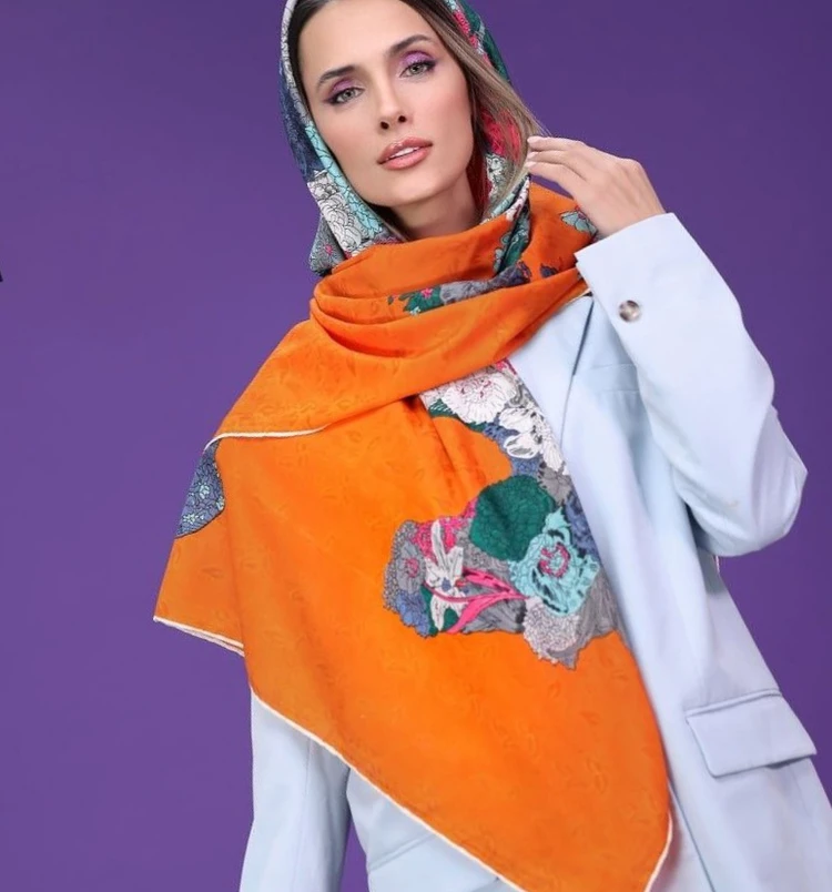 روسری حریر ساتن طرح اسب