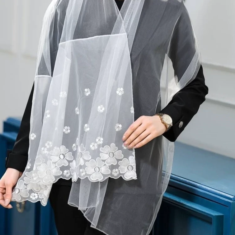 قیمت و خرید شال مشکی دستک سفید | فروشگاه اینترنتی ...