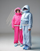 کاپشن و کتونی خفن حرارتی این کار وقتی با آب برخورد کنه ...