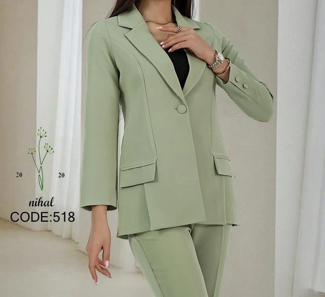 کت و شلوار جلو چاکدار