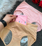 خرید شورتکس پریودی زنانه با بهترین قیمت 1404