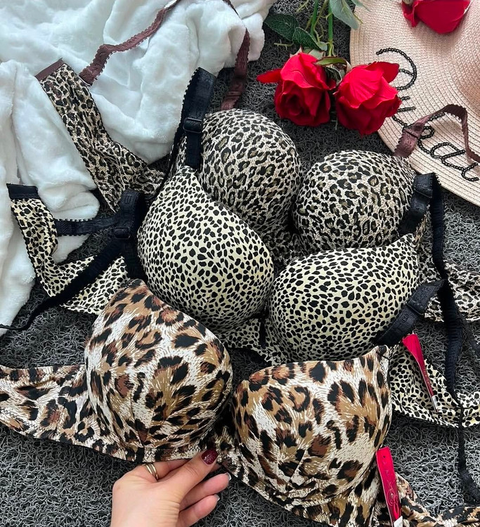 سوتین اسفنجی پلنگی جکدار