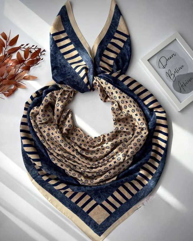 روسری موهر پاییزه قواره 140 دور دست دوز بسیار لطیف