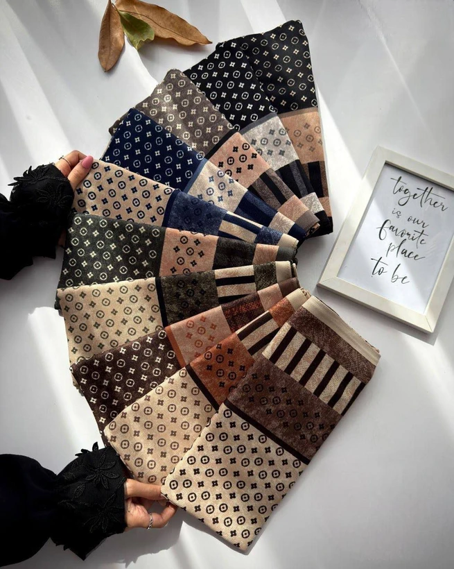 روسری پاییزه دور دست دوز (1333)