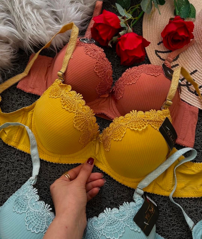 سوتین تک اسفنجی زنانه فنردار نیم جک و دکلته ...