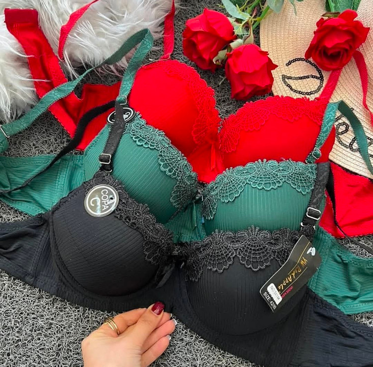 تفاوت سوتین اسفنجی و جک دار