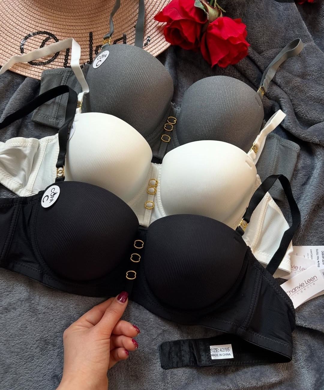 سوتین تک اسفنجی دکلته