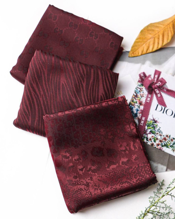 روسری ابریشم ژاکارد یلدایی قواره ۱۴۰ نخ لمه رنگ ...