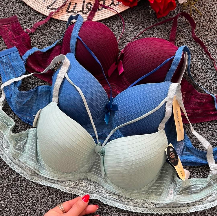 سوتین اسفنجی هارنس دار - لباس زیر لاوین