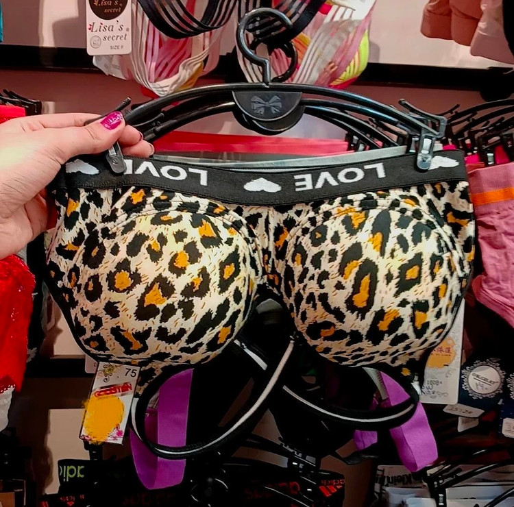 لیست قیمت نیم تنه ورزشی زنانه، ۴ دی