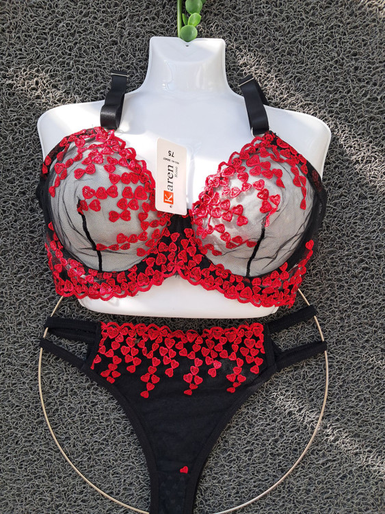 ست شورت و سوتین بدن نما شیشه ای