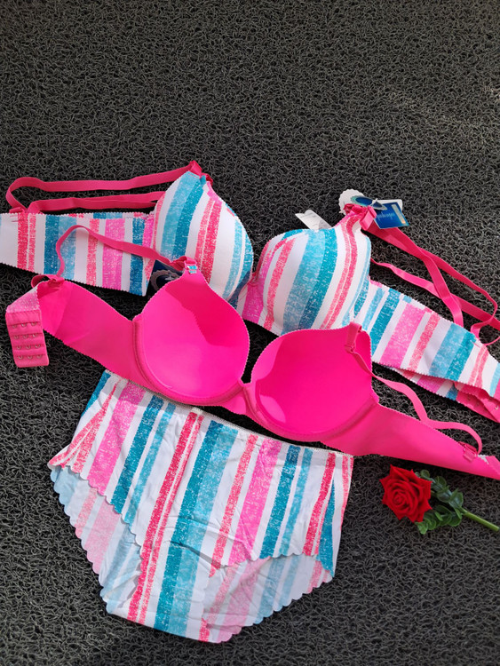 ست شورت و سوتین زنانه مدل اسفنجی لیزری دکلته ...