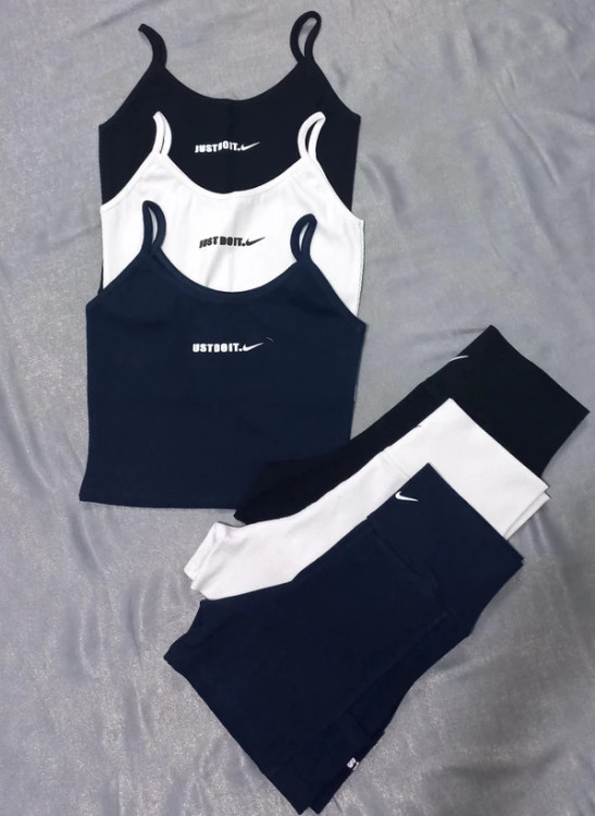 ست تاپ شورتک جیب دار کبریتی جنس پارچه پنبه