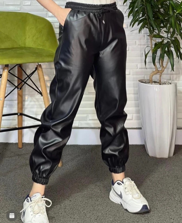 قیمت و خرید شلوار زنانه مدل اسلش چرم